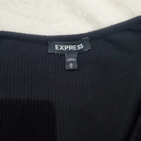 Set Of 3 Tops Express Red/Orange, Black & Green Ribbed V-Neck, Puff Sleeves Med - Picture 8 of 11